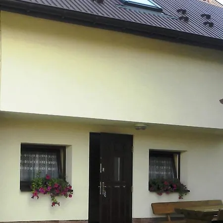 Familiowka Farm stay Mizerna