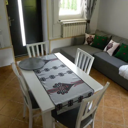 Farm stay Familiowka Mizerna